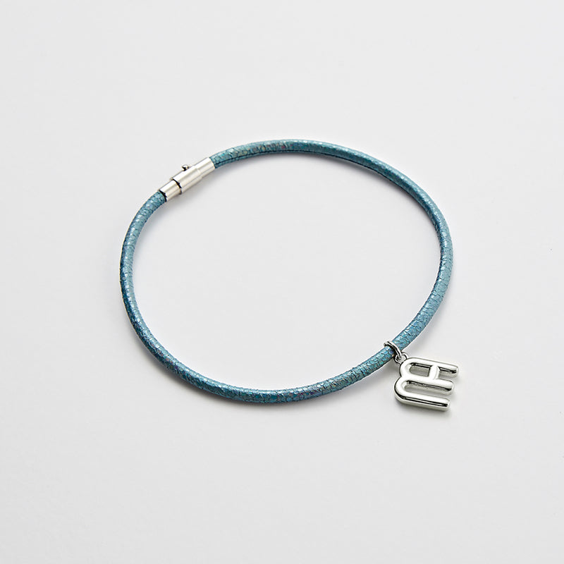 FAVO-LIT シグニチャー グリッター レザー アンクレット:空色 / FAVO-LIT SIGNATURE GLITTER LEATHER ANKLET - SB