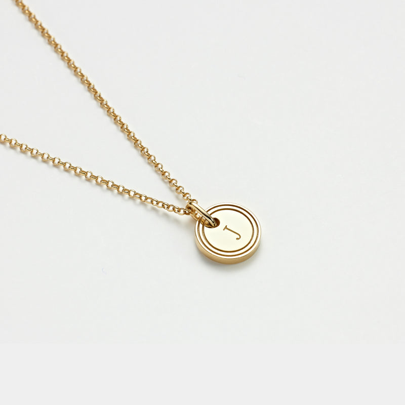 シルバー ラウンド フラット イニシャル ネックレス / Silver Round Flat Initial Necklace