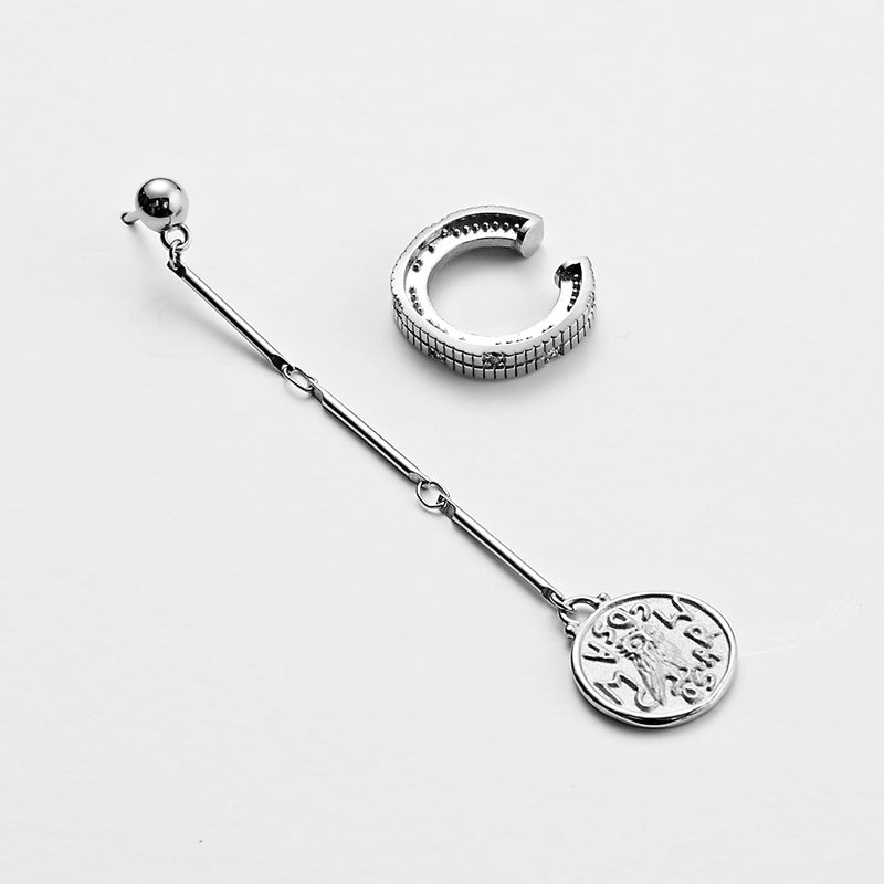 RE-CO'DE No.5 エクストラ アンバランス イヤーカフ ピアス:ホワイト / RE-CO'DE NO.5 EXTRA UNBALANCE EARCUFF EARRINGS - WHITE