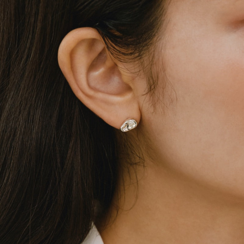 シルバー ビーン ピアス / Silver Bean Earrings