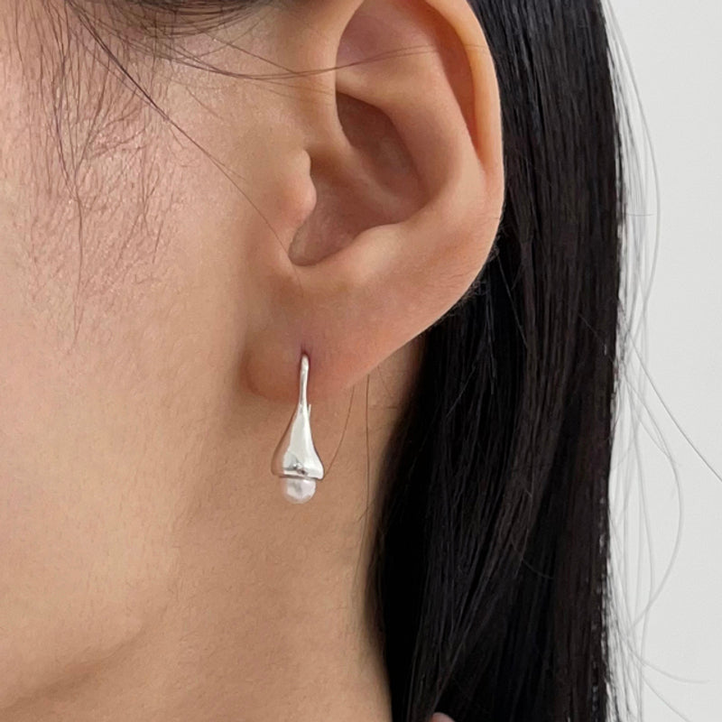 ミニ シェル ピアス