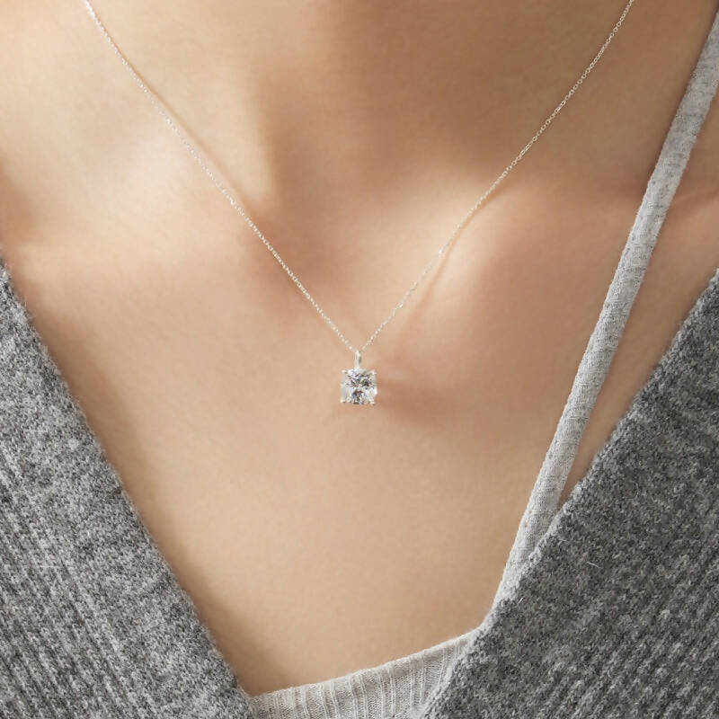 シルバー クッション カット ネックレス / Silver Cushion Cut Necklace