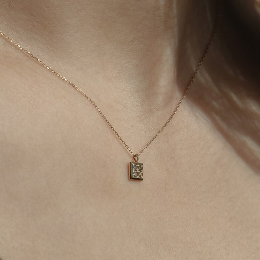 K10 エクリュ フレーム ネックレス / 10K Ecru Frame Necklace