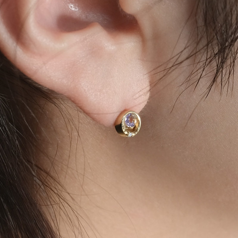 K10 アライ ダブル ストーン ピアス / 10K Awry Double Stone Earrings