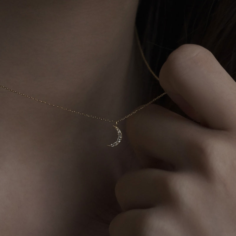 K10 プチ ダイヤ ムーン ネックレス / 10K Petit Diamond Moon Necklace