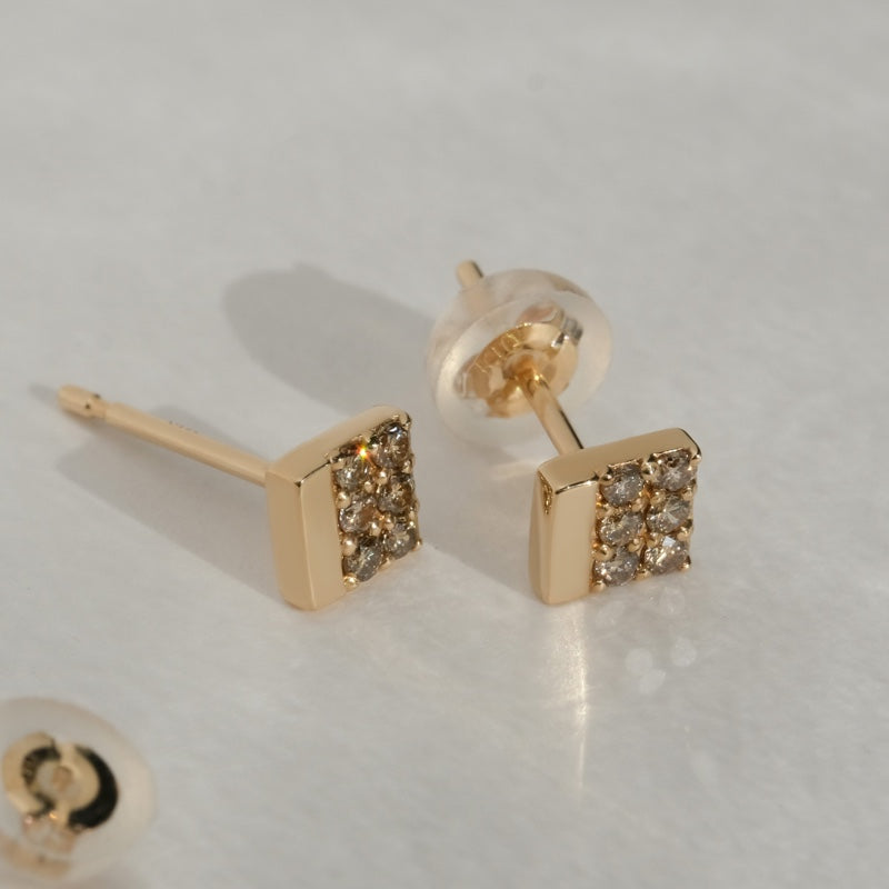 K10 エクリュ ソリッド ピアス / 10K Ecru Solid Earrings