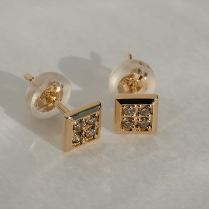 K10 エクリュ フレーム ピアス / 10K Ecru Frame Earrings