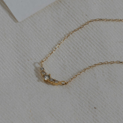 K10 プチ ダイヤ カーブ ネックレス / 10K Petit Diamond Curve Necklace