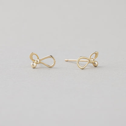 K10 ボール ポイント リボン ピアス / 10K Ball Point Ribbon Earrings