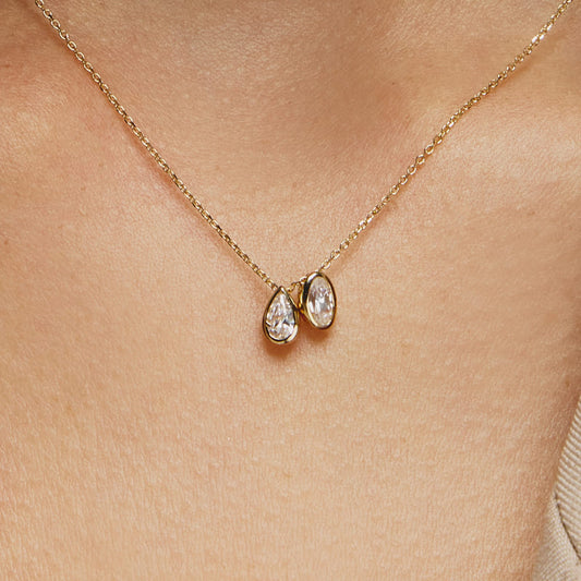 K14 K18 アンバランス ペア オーバル ネックレス / 14K 18K Unbalance Pear Oval Necklace