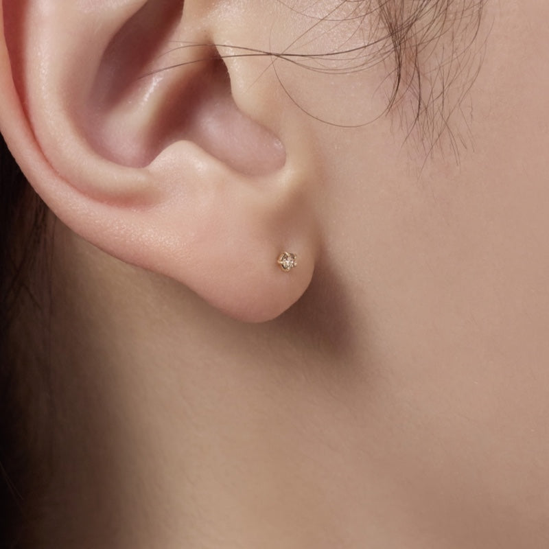 K14 プチ 天然 コニャックダイヤ スクリュー ピアス [シングル] / 14K Petit Natural Cognac Diamond Piercing [Single]