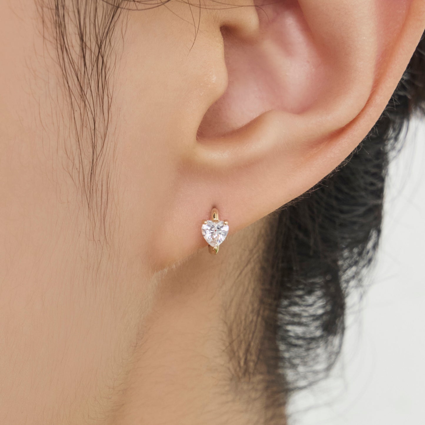 K14 ハート ストーン ワンタッチ ピアス / 14K Heart Cut Huggie Hoop Earrings