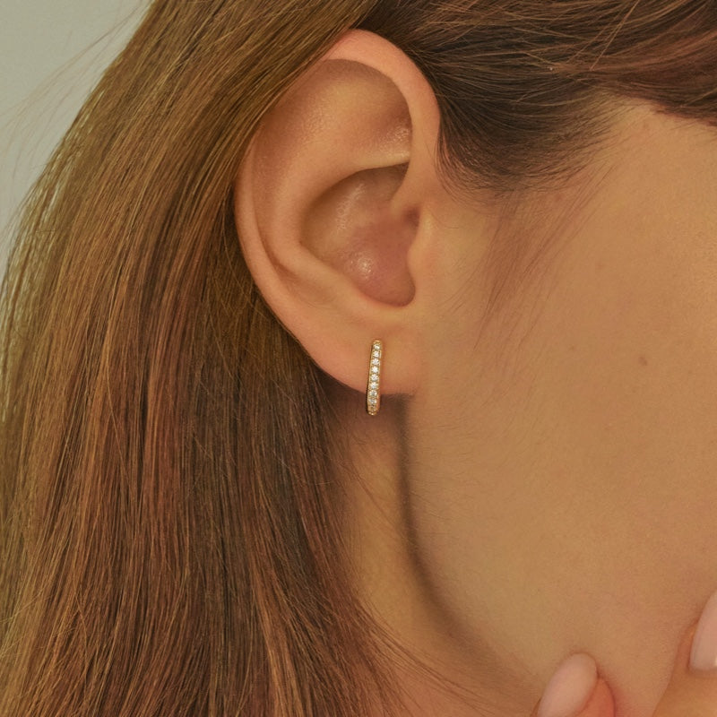 K14 K18 ライン セッティング オーバル シェイプ ワンタッチ ピアス / 14K 18K Line Setting Oval Shape  One Touch Earrings | アモンズ