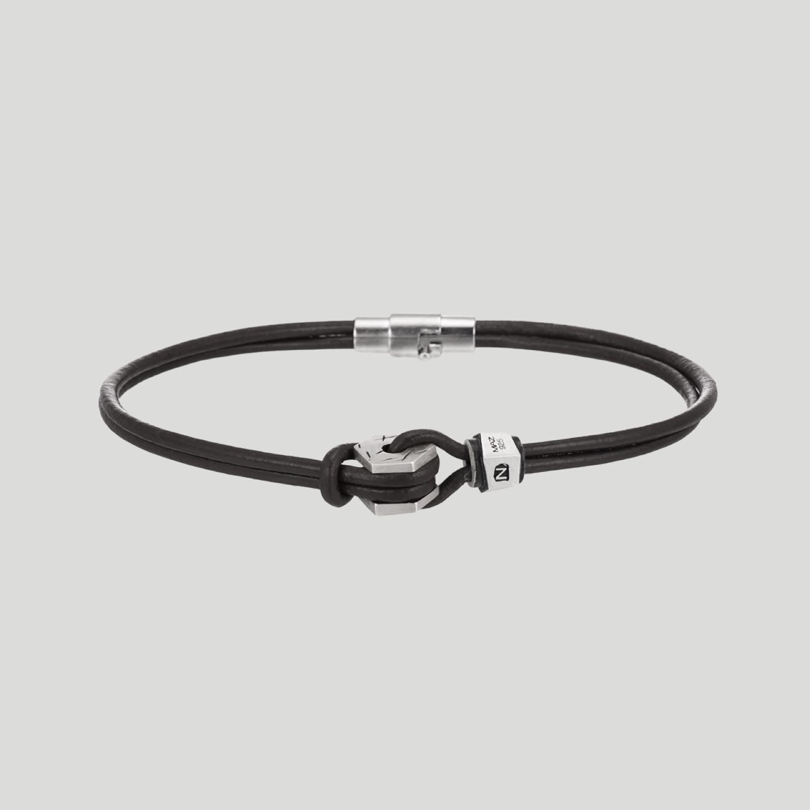 シルバー ヘキサゴン ナット レザー ブレスレット - ブラック / SILVER HEXAGON NUT LEATHER BRACELET -  BLACK