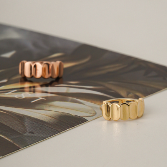 [amondz exclusive] K14Gold Round Flat Oval Daily One-Touch Ring Earrings