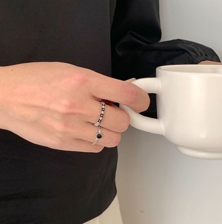 Black and White Flower Ring (Sterling Silver)