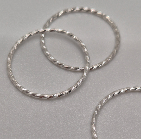 SHINE レイヤードスリムリング3点セット