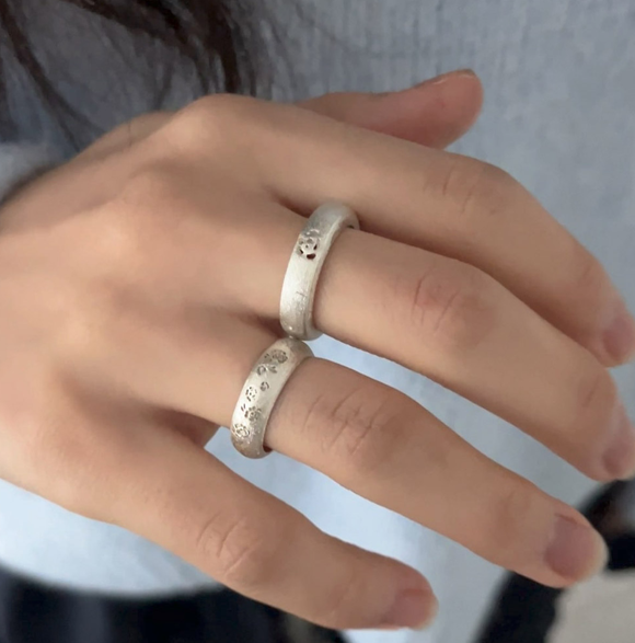 FLOWER HOLE RING