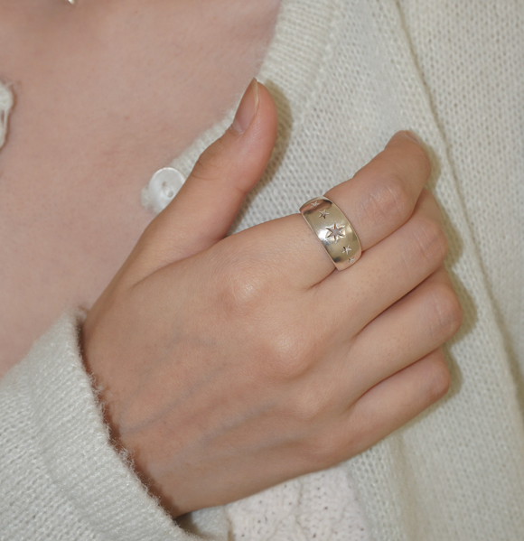 WESTERN STAR HOLE RING