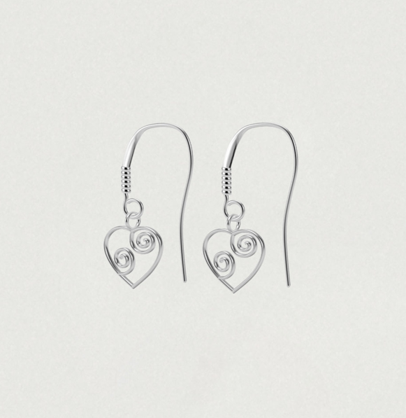 MEMORY LINE DROP HEART EARRING