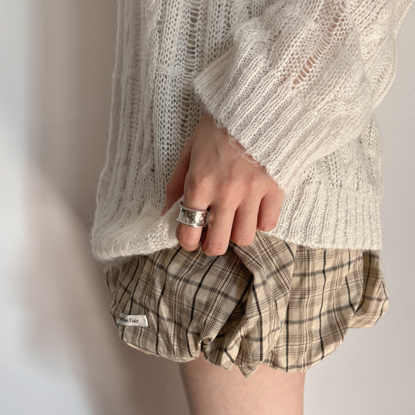 STARRY CREAM STAR RING