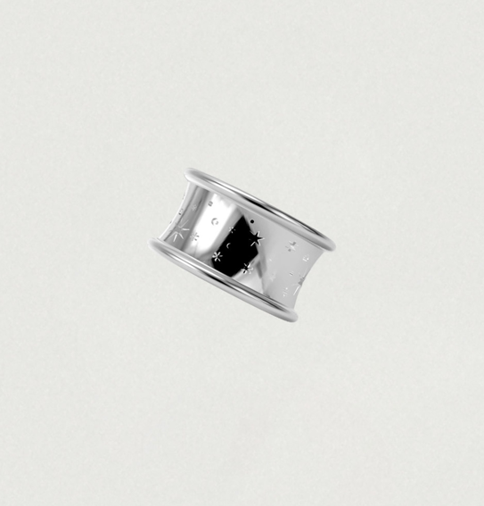 STARRY CREAM STAR RING