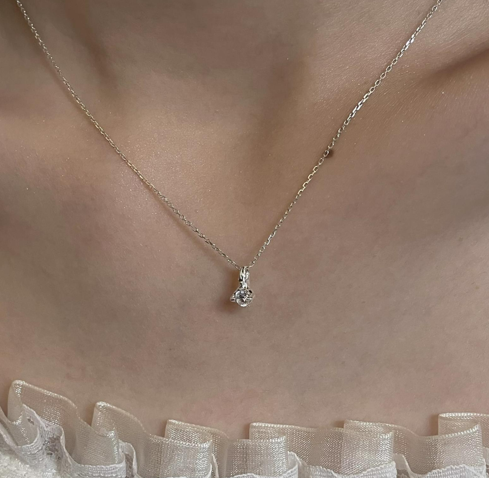 TWIG BUD NECKLACE