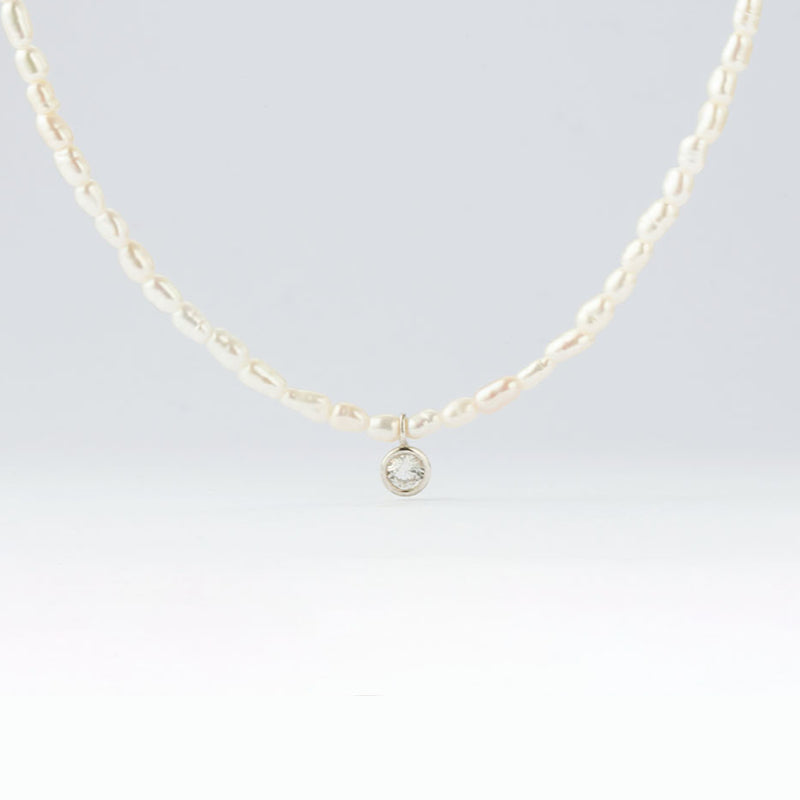 シルバー ライス パール ラウンド ストーン ネックレス / Silver Rice Pearl Round Stone Necklace
