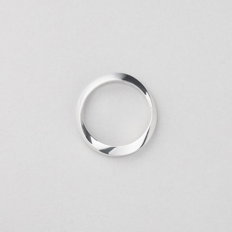 シルバー ベーシック ツイスト リング / SILVER BASIC TWIST RING | アモンズ – amondz