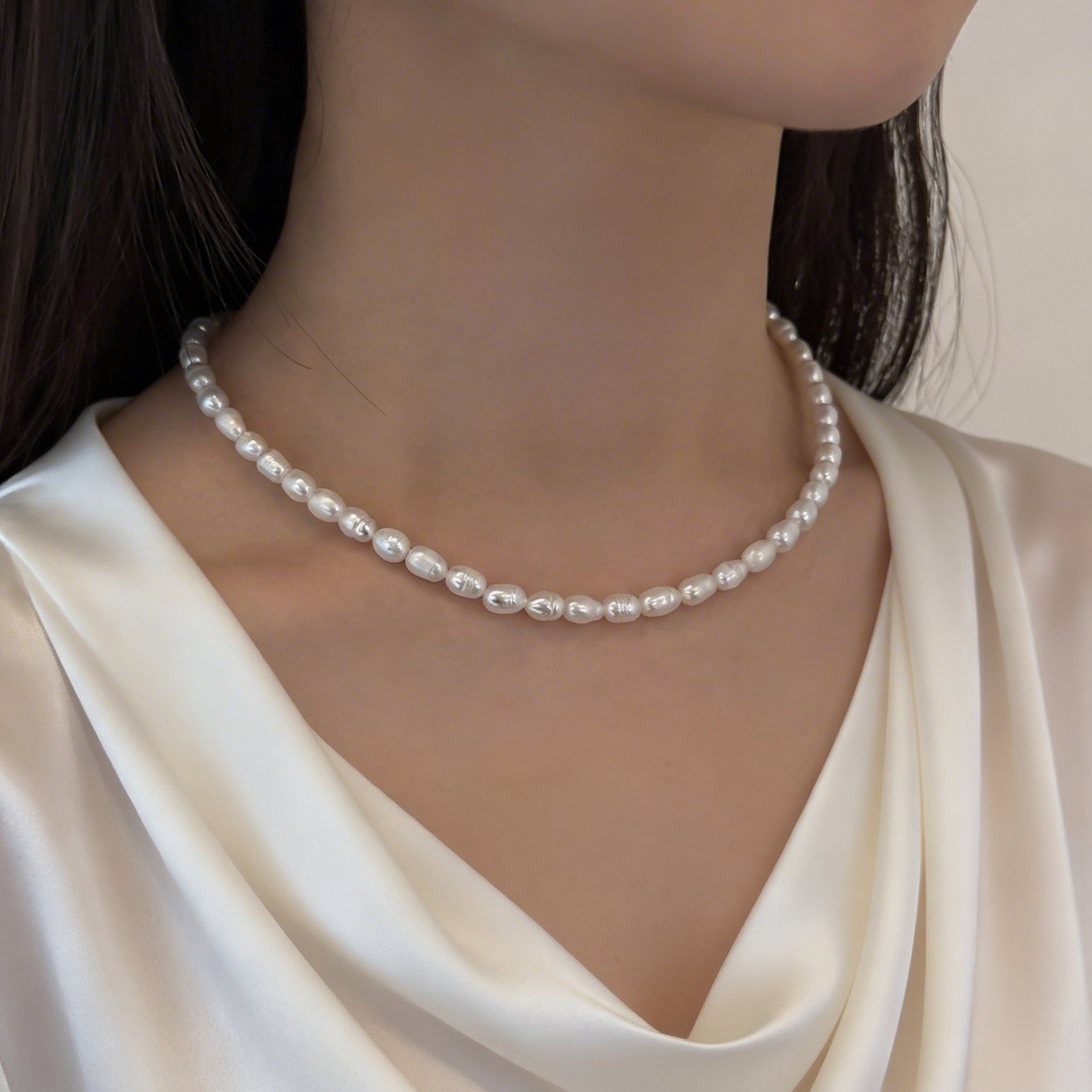 Silver Freshwater Pearl Beads Necklace