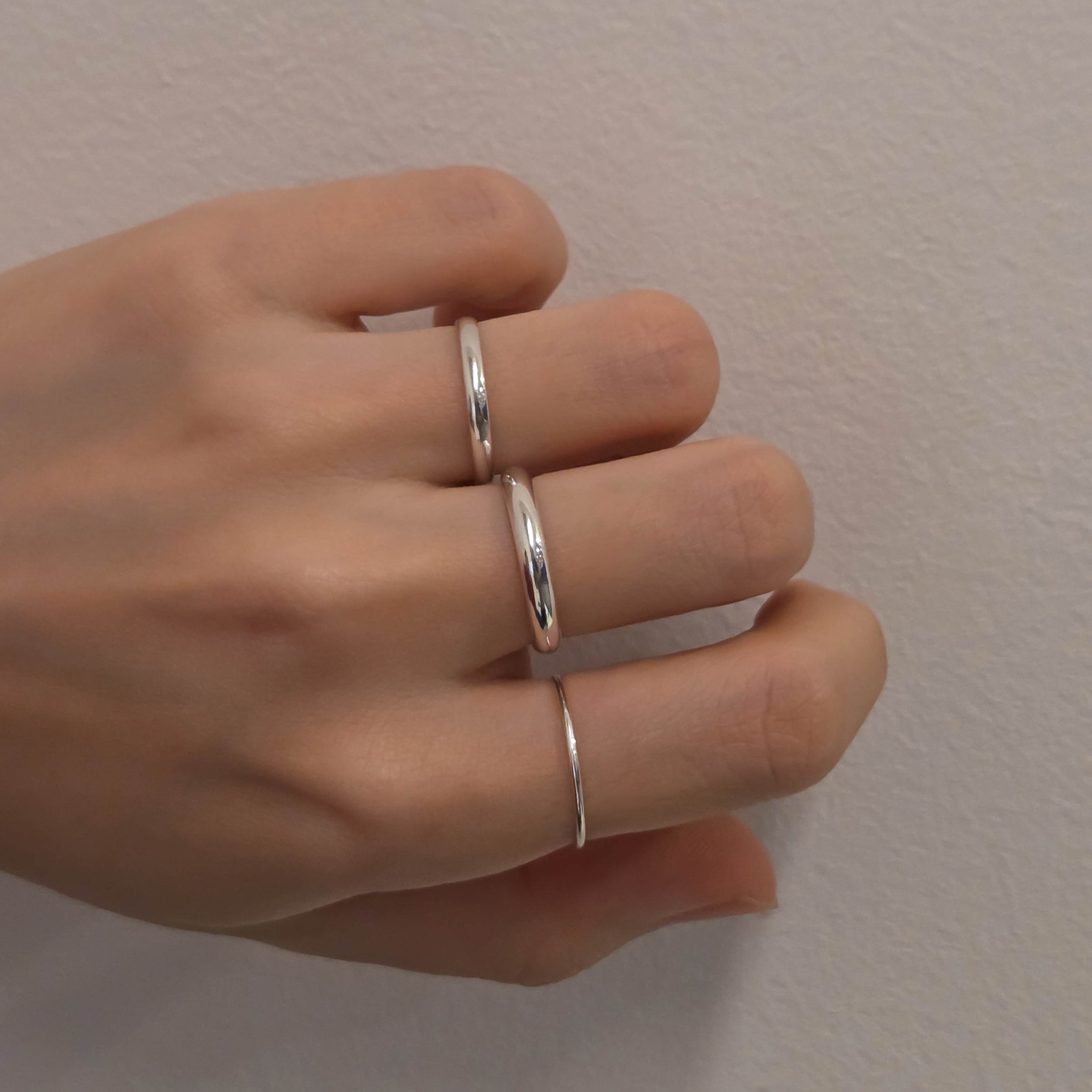マキシ ラウンドタッパーリング シルバーに Ring Basic Round