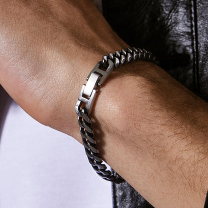 サージカル ボールド カーブ チェーン ブレスレット / SURGICAL STEEL BOLD CURVED CHAIN BRACELET