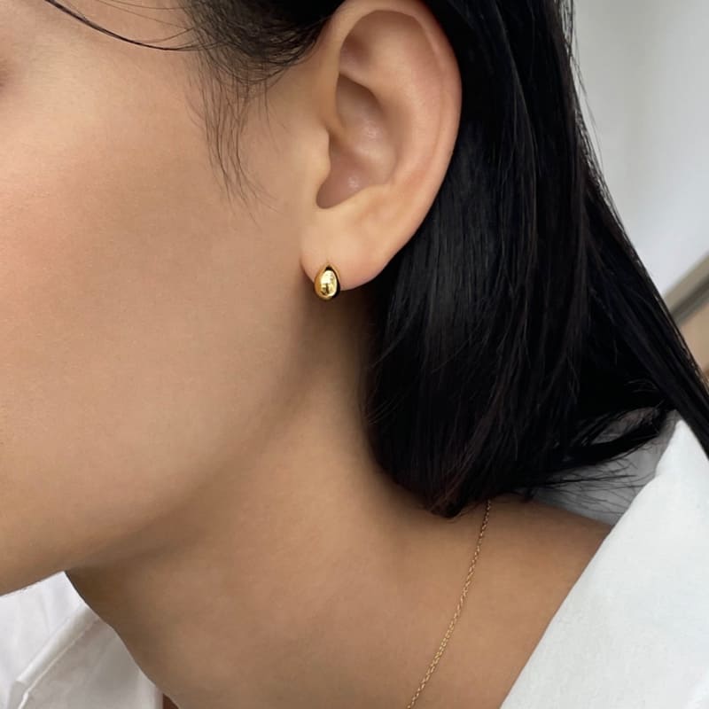 シルバー しずく型 ピアス / Silver Waterdrop Earrings