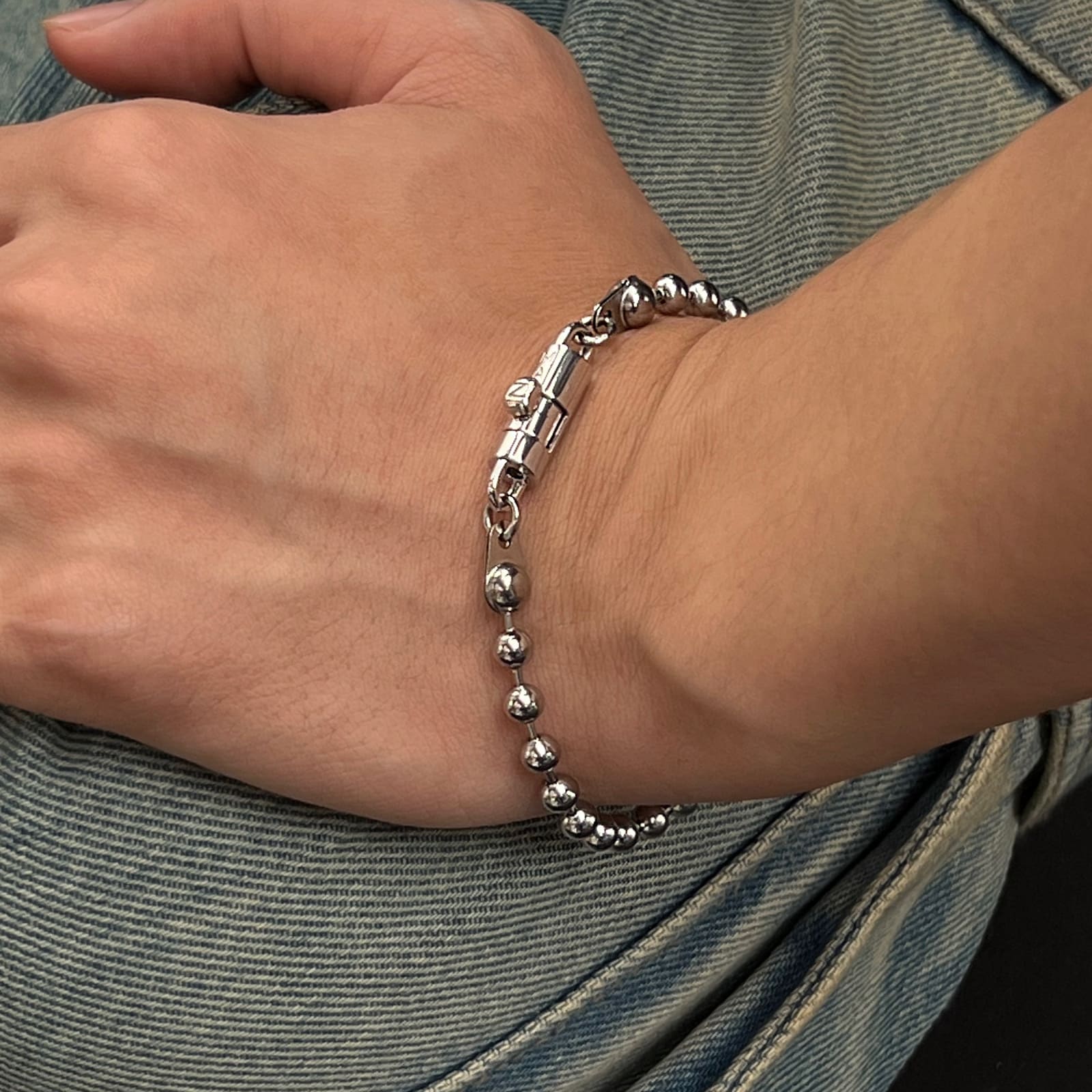 マグネット ボール チェーン ブレスレット / MAGNET BALL CHAIN BRACELET