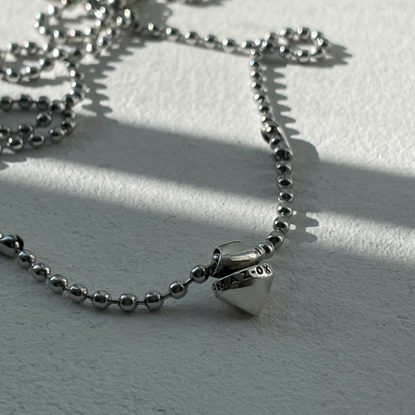 シルバー スタッド ペンダント ネックレス / SILVER STUD PENDANT NECKLACE