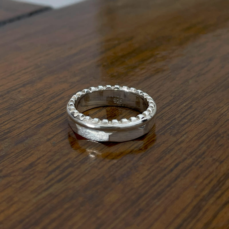 シルバー ナット レイヤード リング / SILVER NUT LAYERED RING