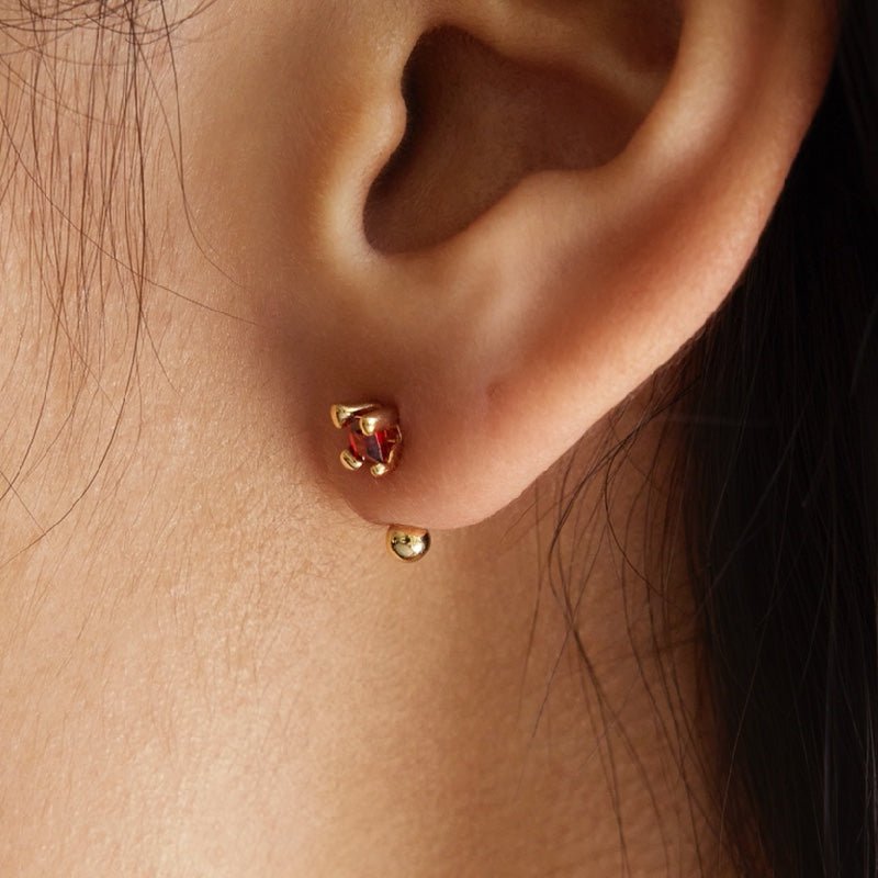 【11/9-11/20 50% クーポン】 K14 レッド スクエア ブラン ピアス / 14K Red Square Blanc Piercing