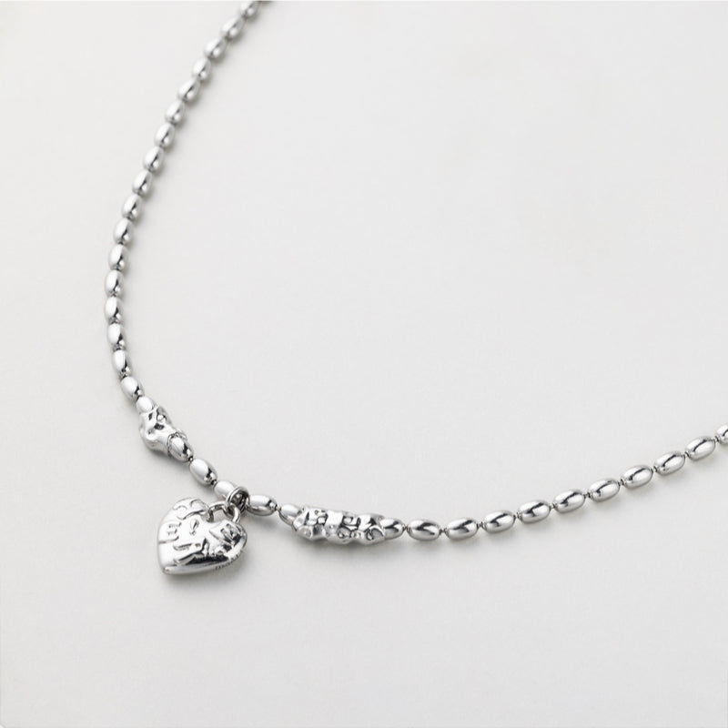 HAPPY PLACE エンボス ハート ネックレス / HAPPY PLACE EMBOSSING HEART NECKLACE