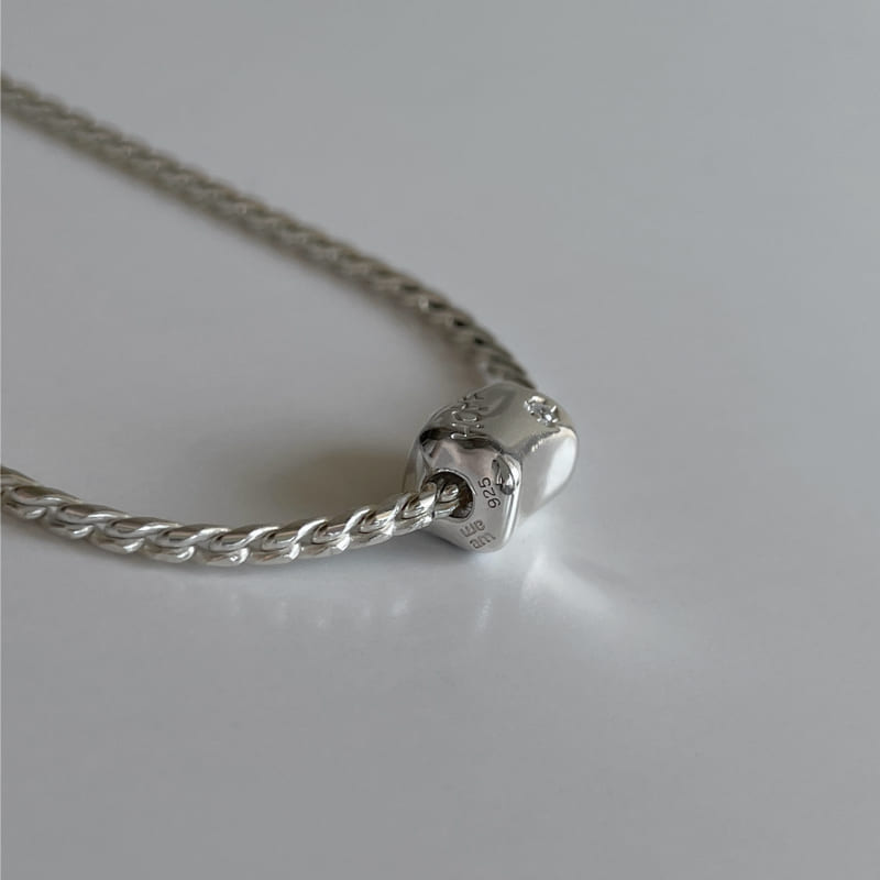 シルバー HOPE ペンダント ネックレス / Silver HOPE Pendant Necklace