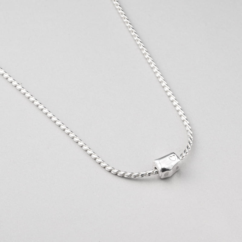 シルバー HOPE ペンダント ネックレス / Silver HOPE Pendant Necklace