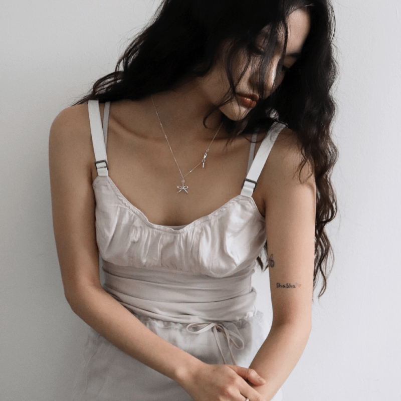 ribbon ball necklace