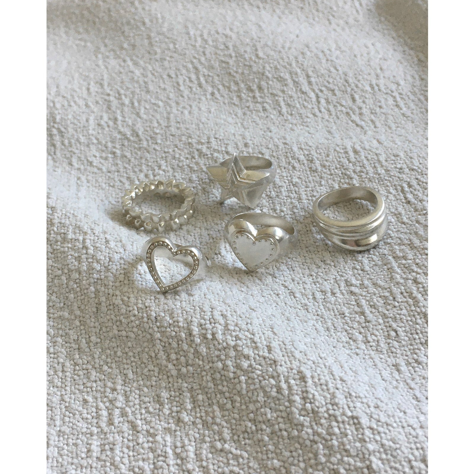 SATIN FRILL RUFFLE RING