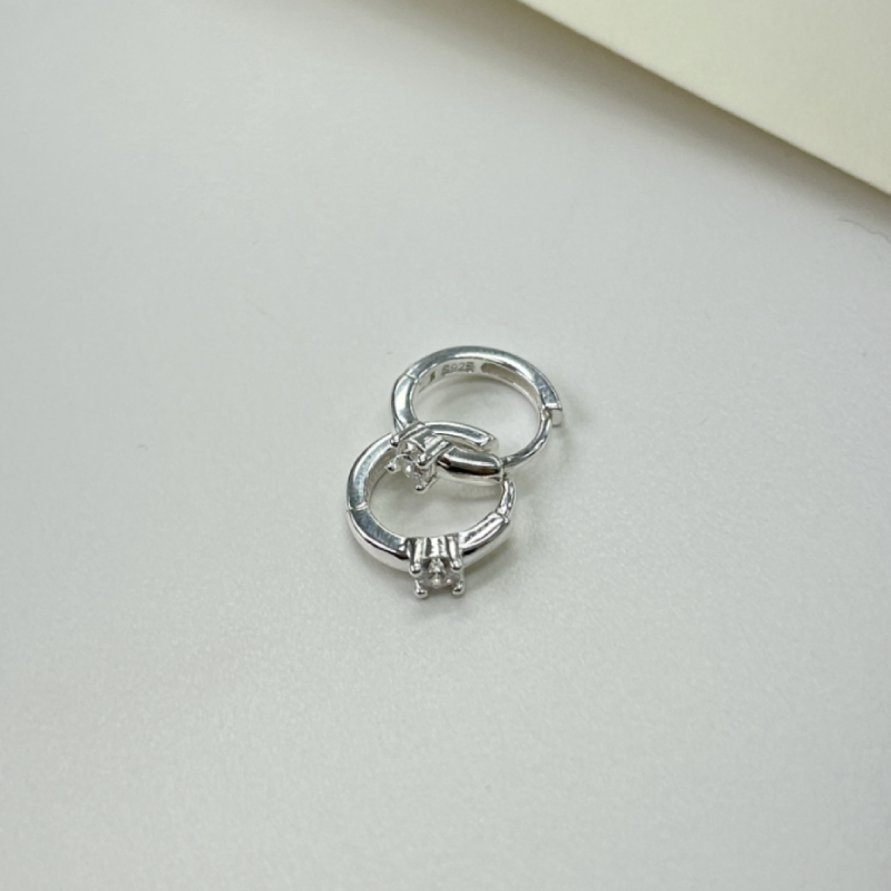 Single point hoop earrings