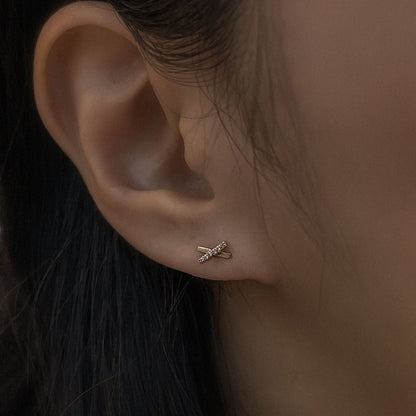 K14 ローズ ゴールド X スティック ピアス / 14K Rose Gold X Stick Earrings