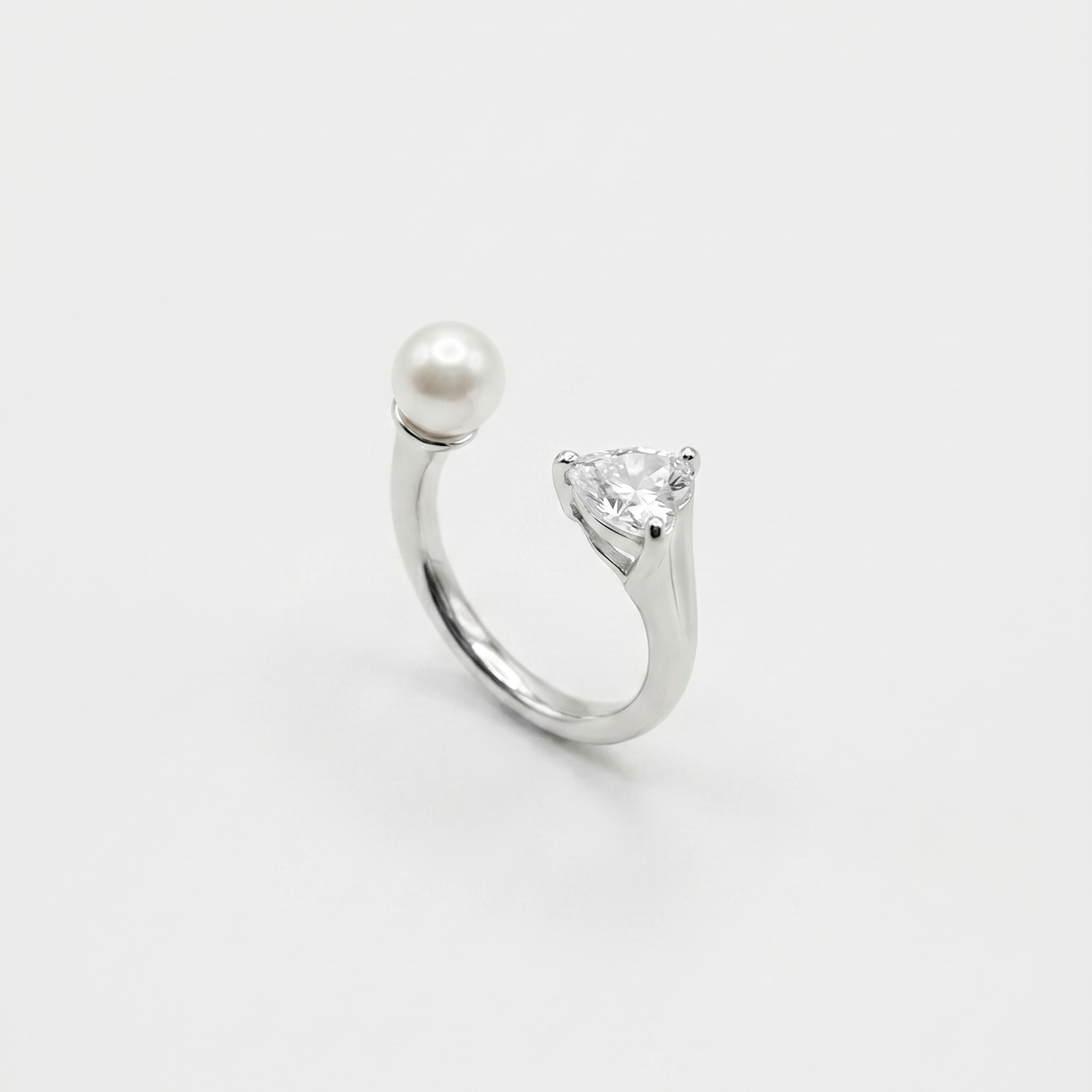 Pearl & Heart Open Ring