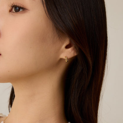 ミニ カーブ チェーン ワンタッチ ピアス / MINI CURVED CHAIN ONE TOUCH EARRINGS