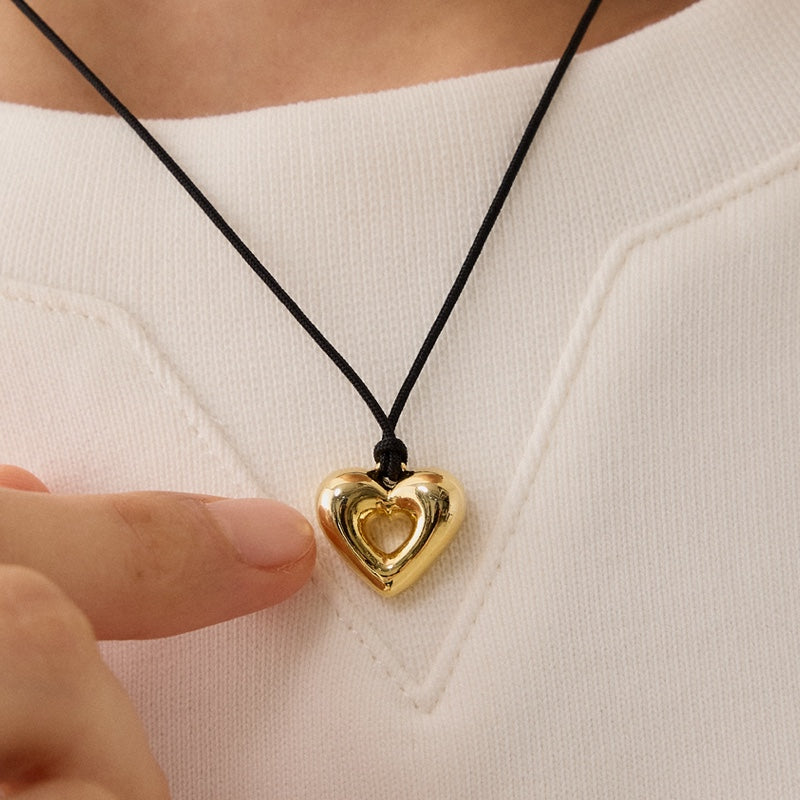 ストリング ハート ドーナツ ネックレス / STRING HEART DONUT NECKLACE