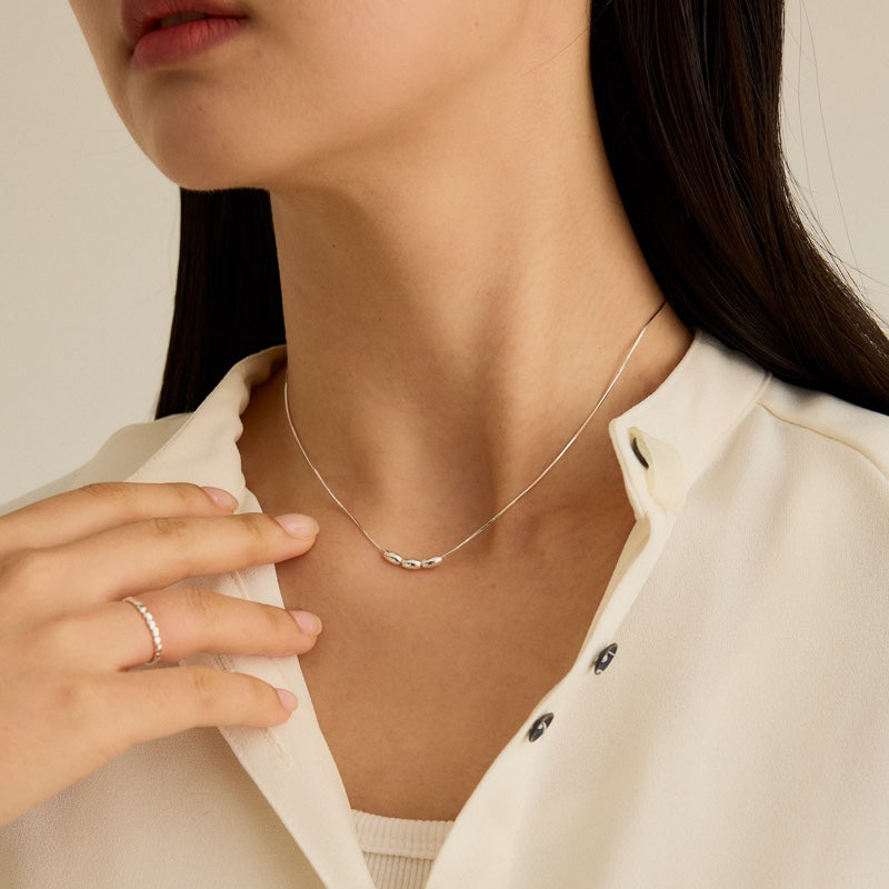 シルバー トリプル スネーク チェーン ネックレス / SILVER TRIPLE SNAKE CHAIN NECKLACE