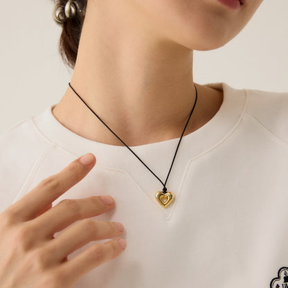 ストリング ハート ドーナツ ネックレス / STRING HEART DONUT NECKLACE