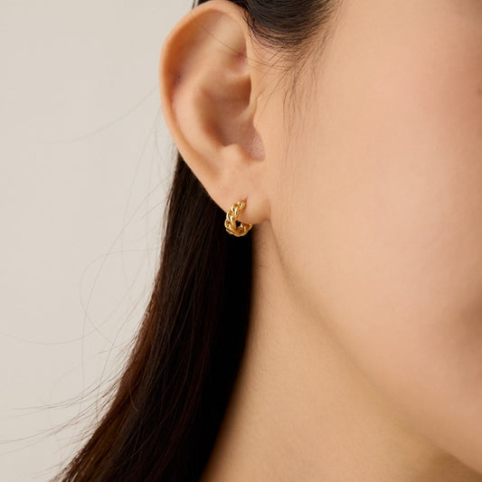 ミニ カーブ チェーン ワンタッチ ピアス / MINI CURVED CHAIN ONE TOUCH EARRINGS